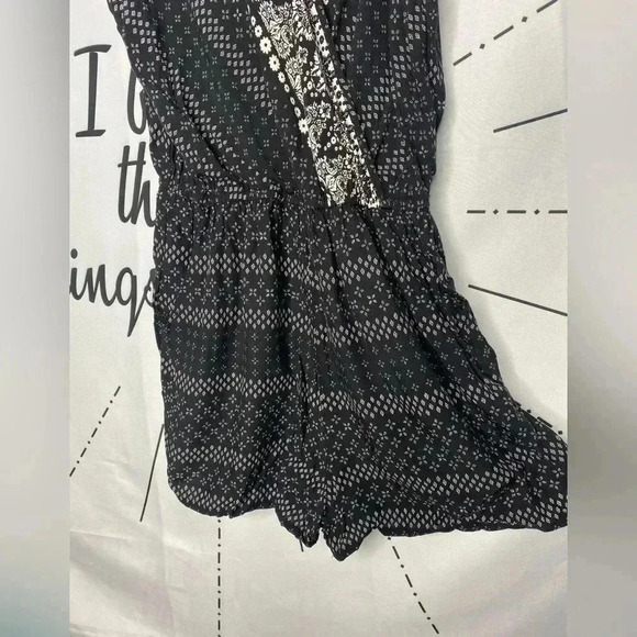 Mossimo Gauze Aztec Boho Black Romper w/Pockets - Picture 5 of 8